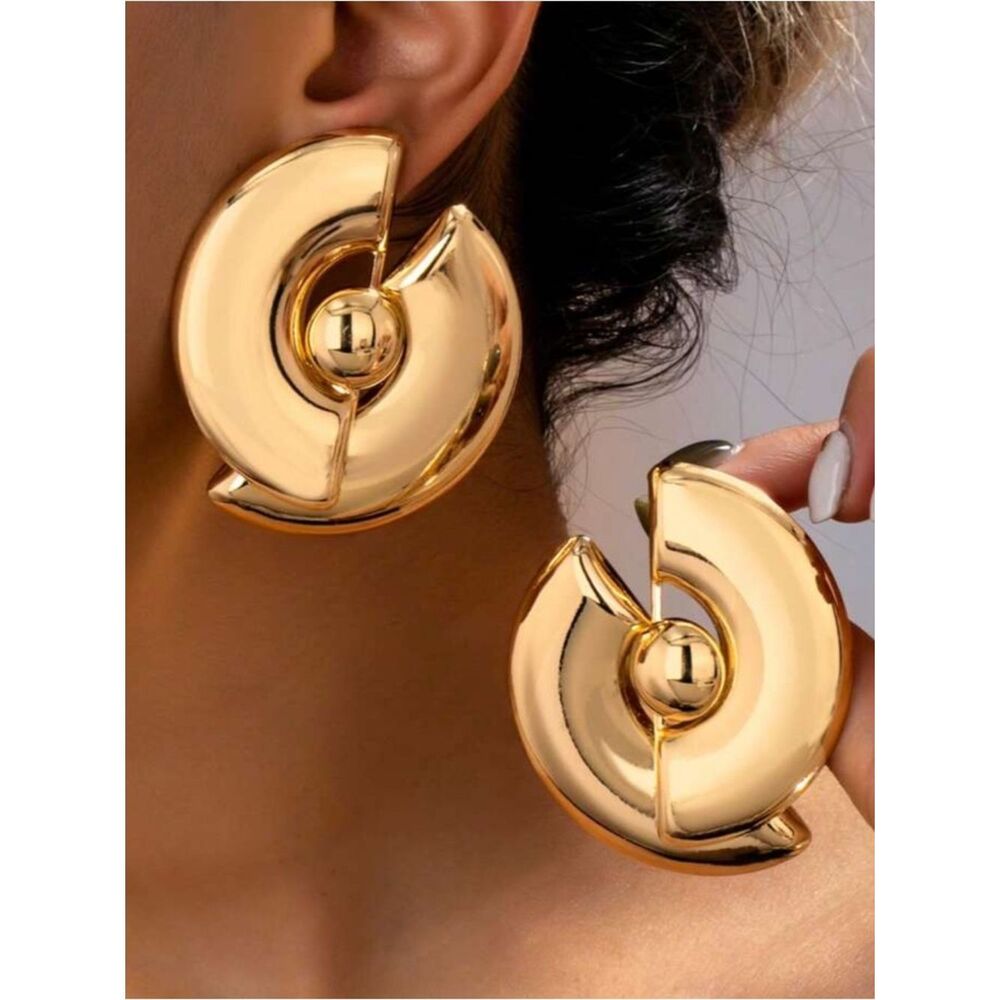 Gold Statement Hoop Earrings - Women Jewelry R 409
